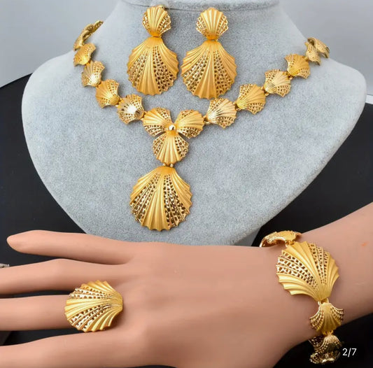 Shell Jewelry Set